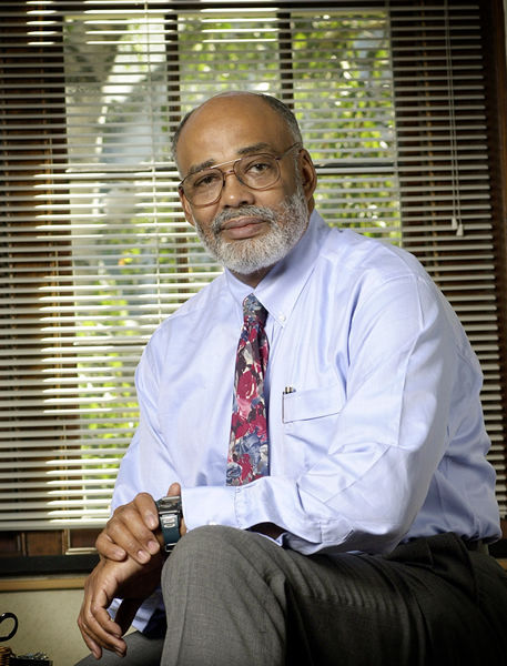 Leon Dash